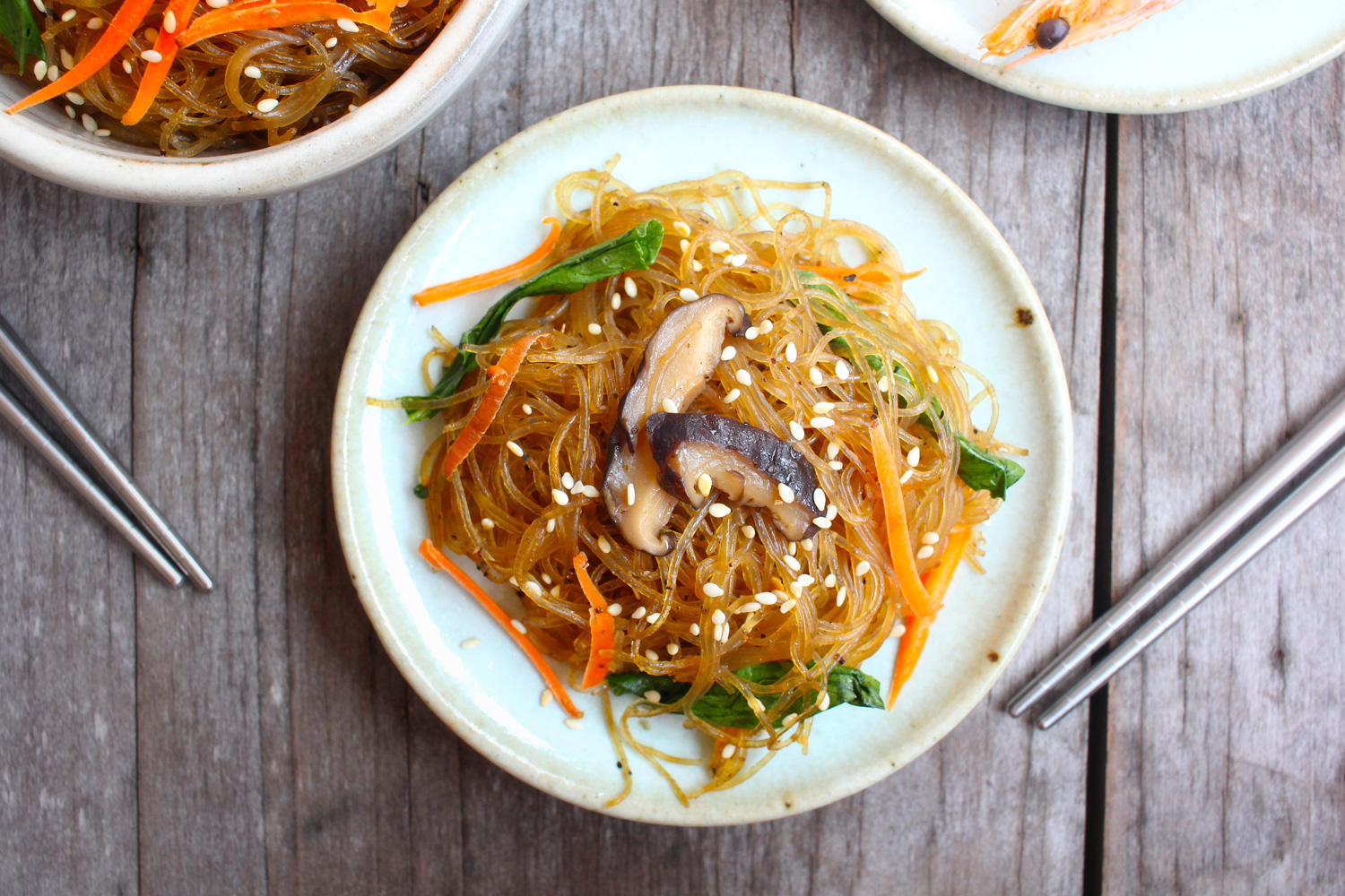 Thông thường, 1 bát miến sẽ chứa lượng calo khoảng 450 - 600 kcal Thông thường, 1 bát miến sẽ chứa lượng calo khoảng 450 - 600 kcal